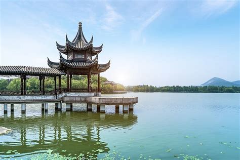 徐州有哪些旅遊團？旅遊團可以為遊客提供豐富的旅遊體驗，包括歷史文化、自然景觀、美食風情等。